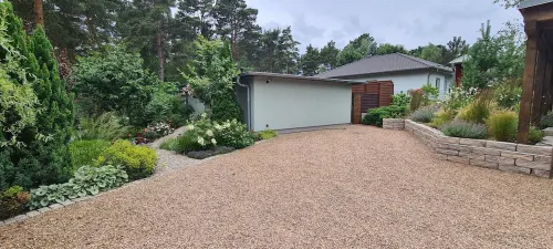 Modern vacation bungalow in the Neuhof forest settlement on the Großer Wünsdorfer See lake