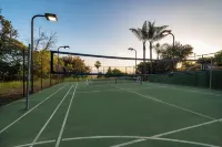 Family Fun Mountain Villa in San Diego Pool/Jacuzzi, Water-slide, PickleBall