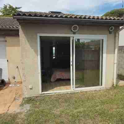 For rent - Studio 40 m² with mezzanine, private garden, air conditioning and utilities included Hotel Exterior