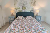 Villa Leonic - Swimming pool and Jacuzzi