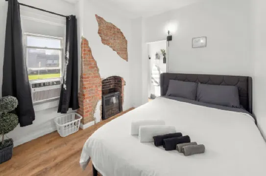 Beautiful Studio Apartment Centrally Located Downtown BFLO