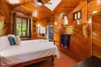 Tropical Oceanview Villa Pickleball Court & Pool Hôtels à : Tango Mar