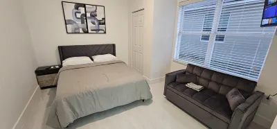 Chic 1-bedroom apartment with WiFi, AC in phenomenal Riverview Hotel in zona Late Hours Urgent Care Center