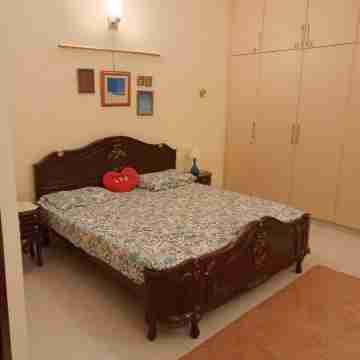 Lovely 3-bedroom villa in Bahria town Karachi with WiFi, AC Rooms
