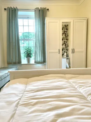 Charming Stone Cottage in the Heart of Yorkshire!