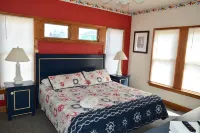 ComeSailAwayOBX-gorgeous 6 bedrooms/5.5 baths, oceanviews, pool, hot-tub,  beach