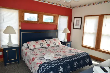 ComeSailAwayOBX-gorgeous 6 bedrooms/5.5 baths, oceanviews, pool, hot-tub,  beach