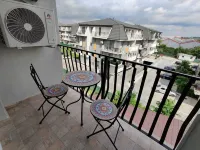 Relax in elegant space located near Otopeni Swimming Complex, AirPort, Therme.