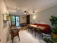 Buton Backpacker Lodge