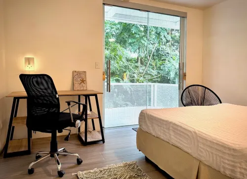 Beautiful Villa Lucia, Gated Tropical Retreat, Private Deck with Pool, Ojochal