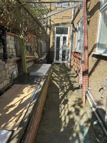 Spacious/Stylish Comfortable Home Great for Contractors and Families at Grimsby.