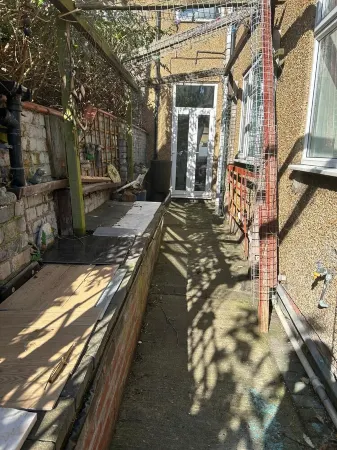 Spacious/Stylish Comfortable Home Great for Contractors and Families at Grimsby. Отели в г. Гримсби