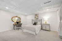 The Big Golf House- 10 miles to Clemson