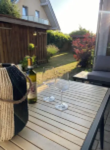 Newly renovated and cozy apartment. Pet friendly!