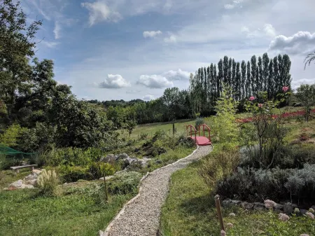 1 Bedroom Agritourism property in Pamiers Отели в г. Памье