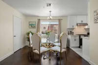 Cozy&Stylish DT Alhambra Living Walk to Starbucks, Dining &Nightlife places