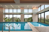 Ramada By Wyndham Ranchi Bariatu Road - Pool