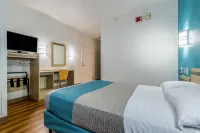 Motel 6 West des Moines, IA Hotels in Waukee