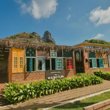 Ecocharme Pousada do Marcilio Отели рядом с достопримечательностью «Пляж Саншу»