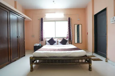 Hotel Naman Executive - 2 Hotels near Hadapsar