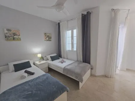 Cozy home with terrace and access to swimming pool!