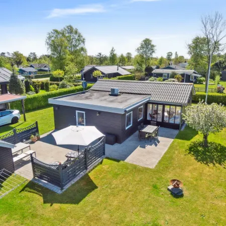 "Nantje" - 300m from the sea