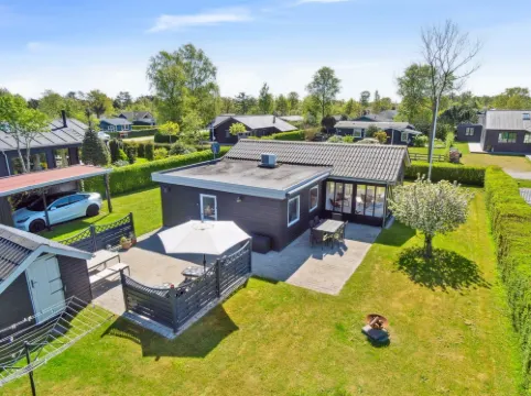 "Nantje" - 300m from the sea