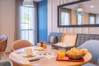 Zenitude Hôtel-Résidences Chambéry. - petit déjeuner
