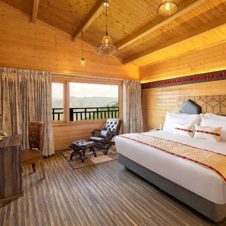 Justa Cliffend Resort & Spa, Mashobra