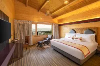 Justa Cliffend Resort & Spa, Mashobra