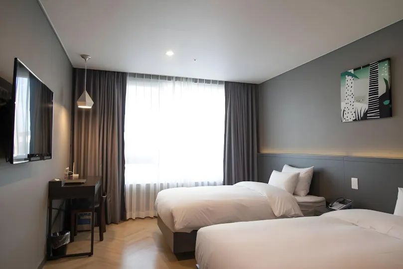 โรงแรมดาอุม