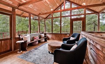 Whispering Hollow in Eureka Springs