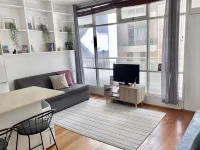 Stylish BONDI BEACH unit - 250m to the sand