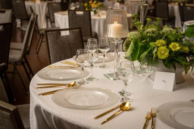 レストラン クラウン プラザ フェアフィールドの写真