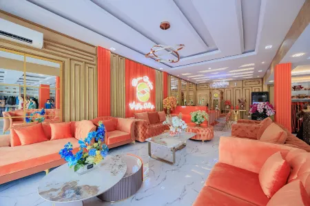 RedDoorz Plus Syariah @ Tiban Centre Batam Отели рядом с достопримечательностью «Sekupang Ferry Terminal»