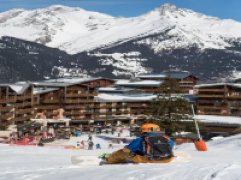 Apartment in Valfréjus near Gondola