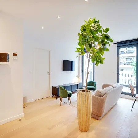 Duplex with terrace in Levallois Отели рядом с достопримечательностью «LVMH Fragrance Brands»