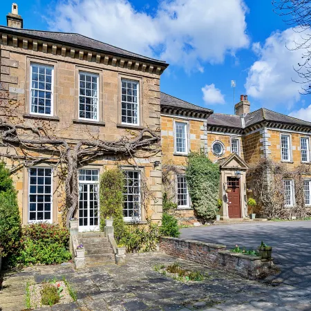 Lodge in Thirsk with Scenic Trails & Spa