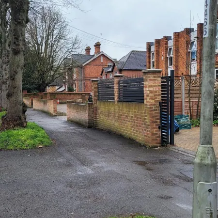 Apartment - Sleeps 2 - Parking - Wi-Fi
