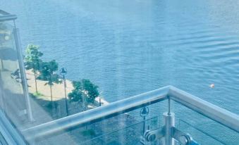 Super Grand Water Front View 2 Beds 2 Baths