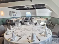 博納紅酒農場宜必思飯店