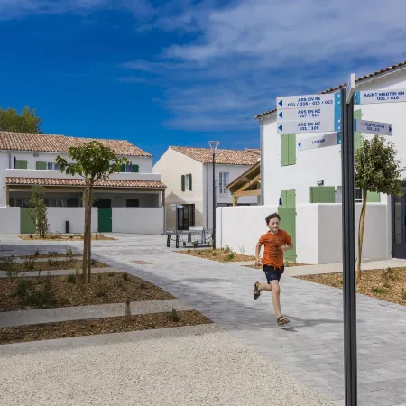 Apartment in Ile de Re with Terrace or Garden