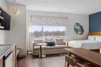 Element Branson Hotels near Sky Deck at Parakeet Pete's Waterfront Zipline