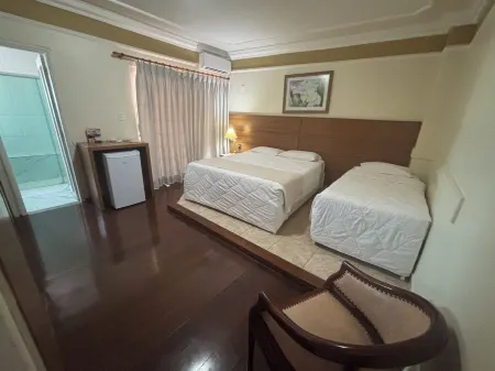 Tamareiras Park Hotel Отели в г. Убераба