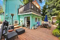 Escape to Redwood Bliss at This Cozy Cabin Near Monte Rio Beach! Hotels in Monte Rio