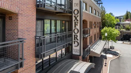 Oxford Hotel Bend Отели рядом с достопримечательностью «Парк штата Тамало»