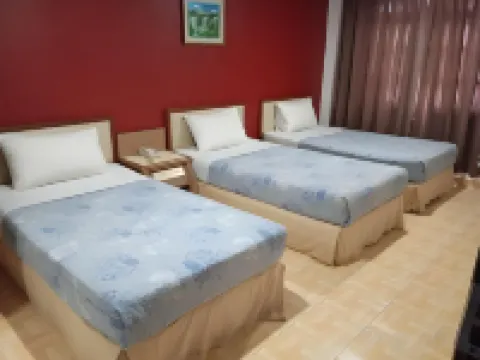 TS Hotel - Taman Rinting