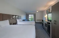 Riverland Inn & Suites - balcony