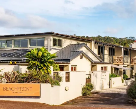 Beachfront on Waiheke Hotels in Waiheke Island