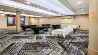 Holiday Inn Express & Suites LANGLEY by IHG